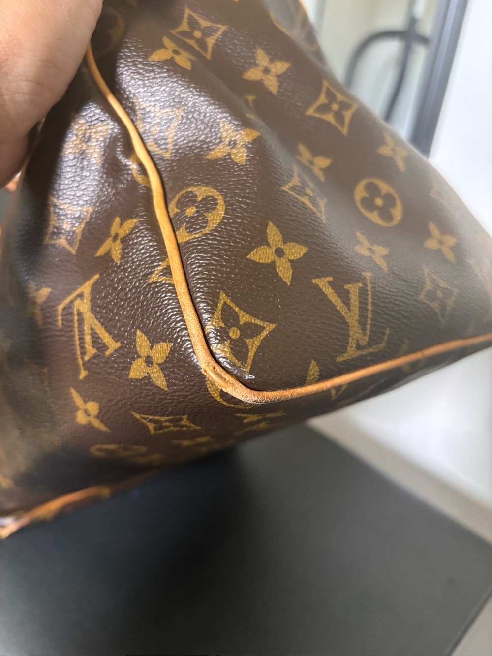 Louis Vuitton Speedy 30 Brown Monogram Canvas Top-Handle with Tan Trim - Picture 6 of 13